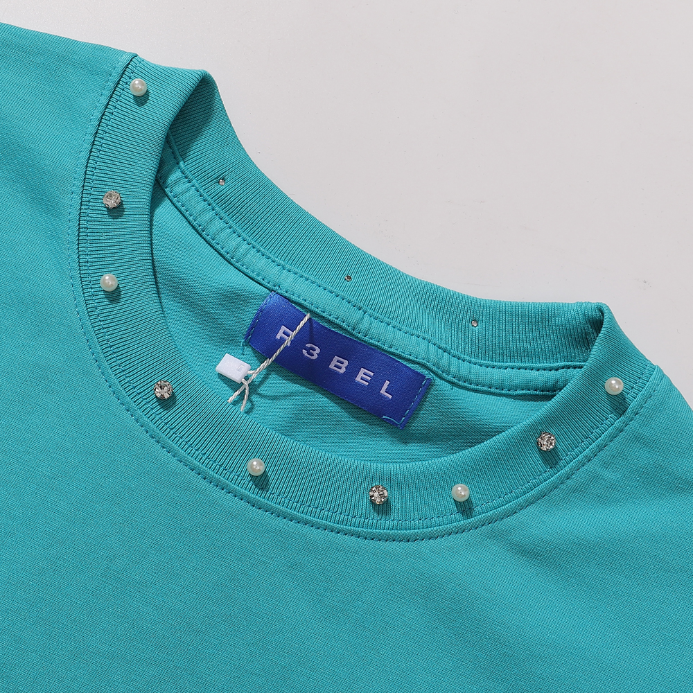 images/2108-r3bel-only-the-strong-graphic-crop-tee/06.jpg