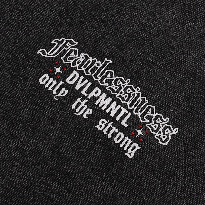 images/2110-r3bel-fearlessness-graphic-crop-tee/11.jpg